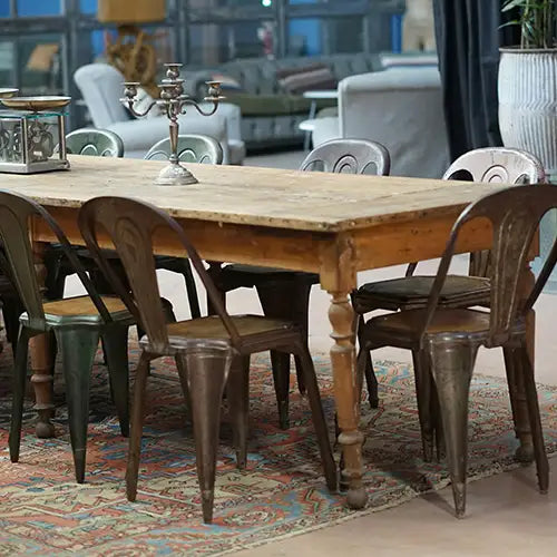 Refinishing your dining room table with Clean Armor